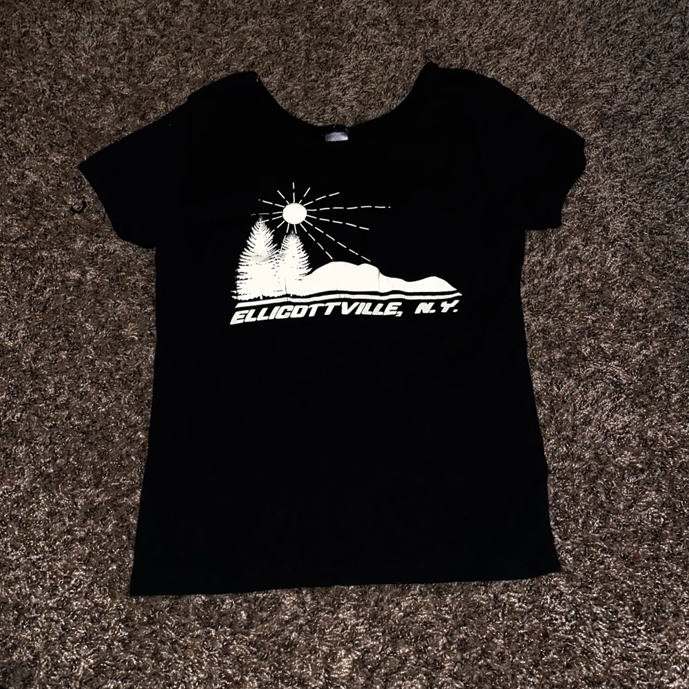 Stylish travel t shirt